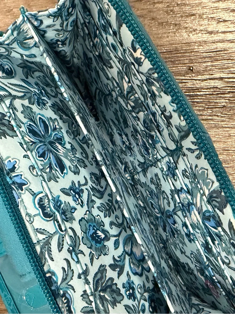 Vera Bradley Glenna Satchel NWT & Turn Lock Wallet Bundle Black + Teal Quilted - Picture 8 of 8